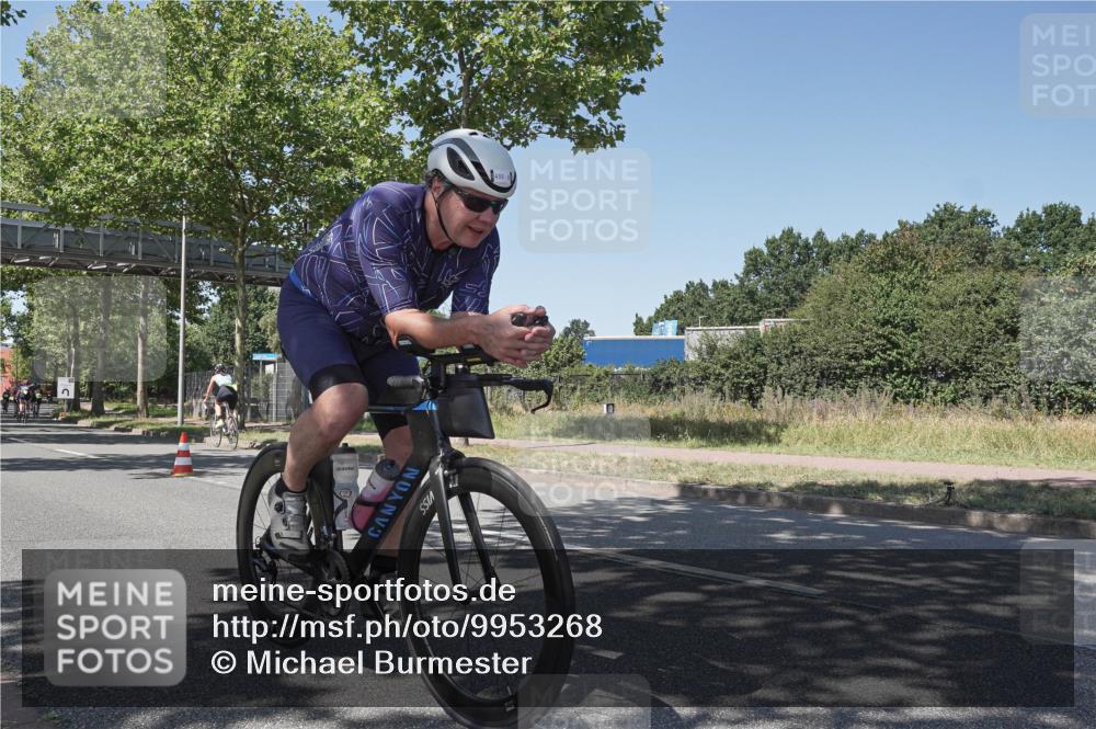 09.08.2026 - GEWOBA Citytriathlon Bremen Michael Burmester http://msf.ph/oto/9953268 09.08.2026 14:17:21 Radfahren 42, 101, 274, 395 meine-sportfotos.de