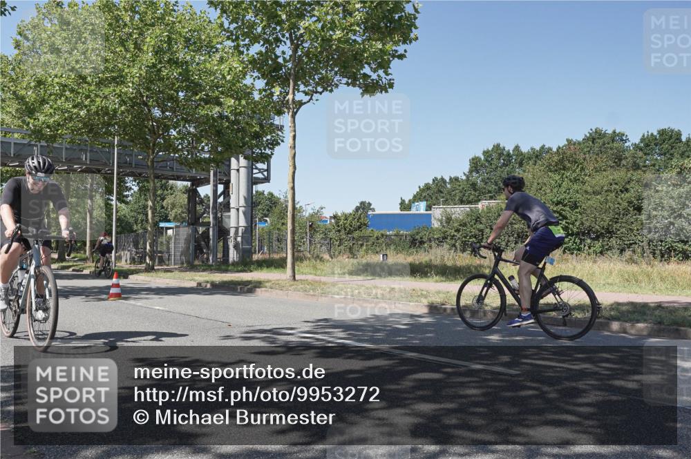 09.08.2026 - GEWOBA Citytriathlon Bremen Michael Burmester http://msf.ph/oto/9953272 09.08.2026 14:17:24 Radfahren 42, 88, 101, 110, 193, 274, 321, 356 meine-sportfotos.de