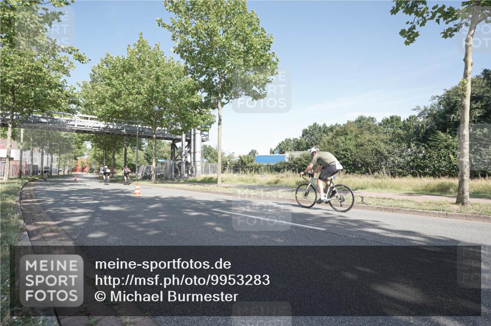 09.08.2026 - GEWOBA Citytriathlon Bremen Michael Burmester http://msf.ph/oto/9953283 09.08.2026 10:40:58 Radfahren 284, 360, 416 meine-sportfotos.de