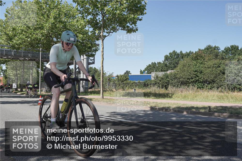09.08.2026 - GEWOBA Citytriathlon Bremen Michael Burmester http://msf.ph/oto/9953330 09.08.2026 14:17:47 Radfahren 65, 106, 205, 229, 235, 256, 269, 290, 293, 316, 320, 336, 378, 429, 457, 470, 485 meine-sportfotos.de