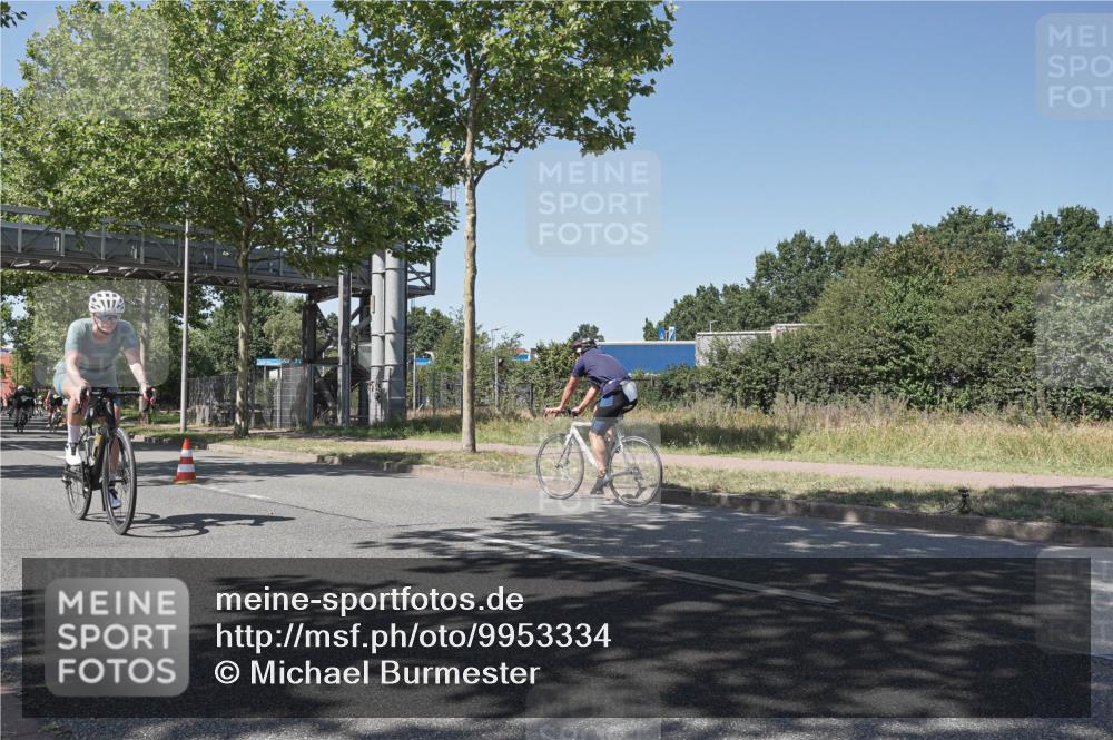 09.08.2026 - GEWOBA Citytriathlon Bremen Michael Burmester http://msf.ph/oto/9953334 09.08.2026 14:17:48 Radfahren 65, 190, 205, 229, 235, 256, 269, 290, 293, 305, 316, 320, 336, 378, 429, 457, 470, 485 meine-sportfotos.de