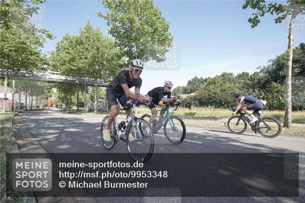 09.08.2026 - GEWOBA Citytriathlon Bremen Michael Burmester http://msf.ph/oto/9953348 09.08.2026 10:42:29 Radfahren 199, 286, 297, 322, 422, 475 meine-sportfotos.de