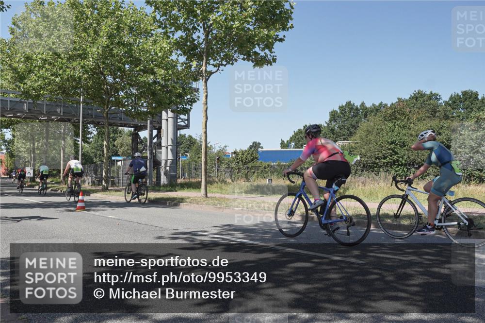 09.08.2026 - GEWOBA Citytriathlon Bremen Michael Burmester http://msf.ph/oto/9953349 09.08.2026 14:17:54 Radfahren 65, 190, 205, 229, 235, 256, 269, 290, 292, 293, 305, 316, 320, 336, 362, 364, 371, 378, 457, 470, 485 meine-sportfotos.de