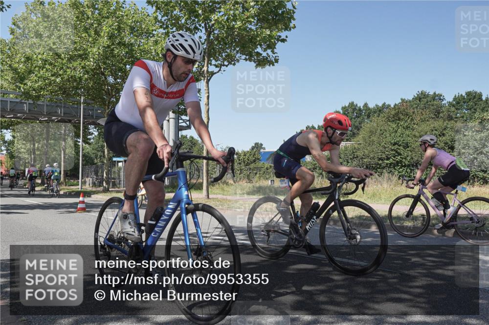 09.08.2026 - GEWOBA Citytriathlon Bremen Michael Burmester http://msf.ph/oto/9953355 09.08.2026 14:17:57 Radfahren 61, 65, 190, 205, 235, 290, 292, 293, 305, 316, 320, 336, 362, 364, 371, 378, 457, 485 meine-sportfotos.de