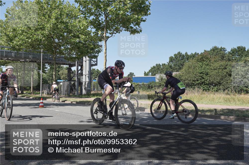 09.08.2026 - GEWOBA Citytriathlon Bremen Michael Burmester http://msf.ph/oto/9953362 09.08.2026 14:17:58 Radfahren 61, 65, 190, 205, 235, 292, 293, 305, 312, 316, 320, 336, 343, 362, 364, 371, 378, 485 meine-sportfotos.de