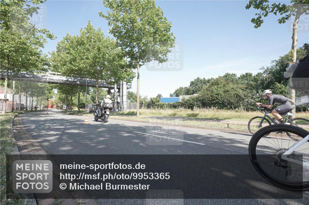09.08.2026 - GEWOBA Citytriathlon Bremen Michael Burmester http://msf.ph/oto/9953365 09.08.2026 10:42:52 Radfahren 318, 323, 393, 529 meine-sportfotos.de