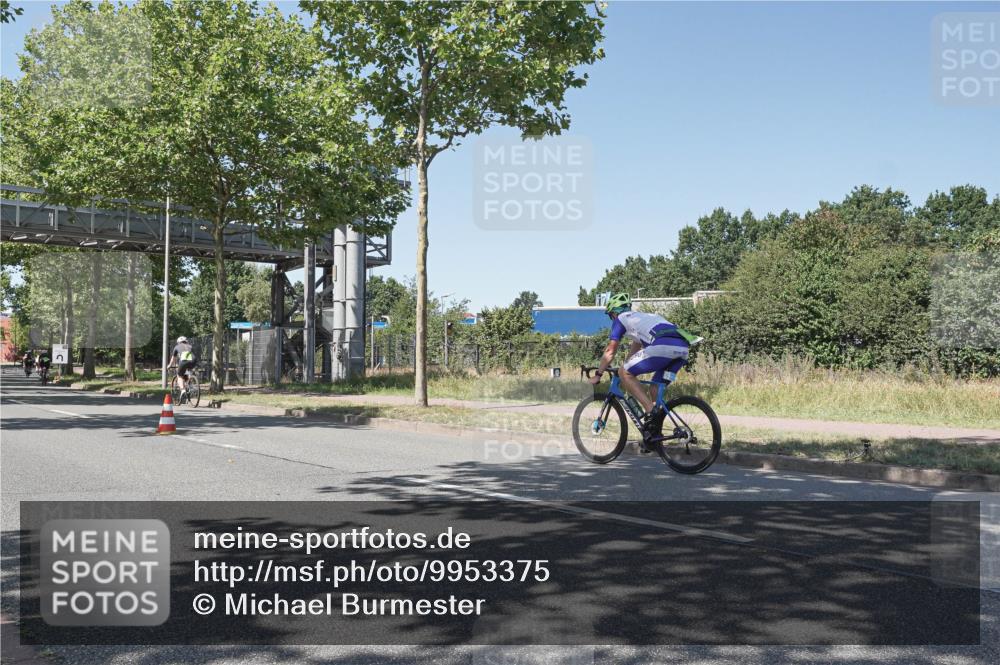 09.08.2026 - GEWOBA Citytriathlon Bremen Michael Burmester http://msf.ph/oto/9953375 09.08.2026 14:18:07 Radfahren 61, 87, 190, 242, 292, 300, 305, 312, 343, 362, 364, 371, 404, 466 meine-sportfotos.de