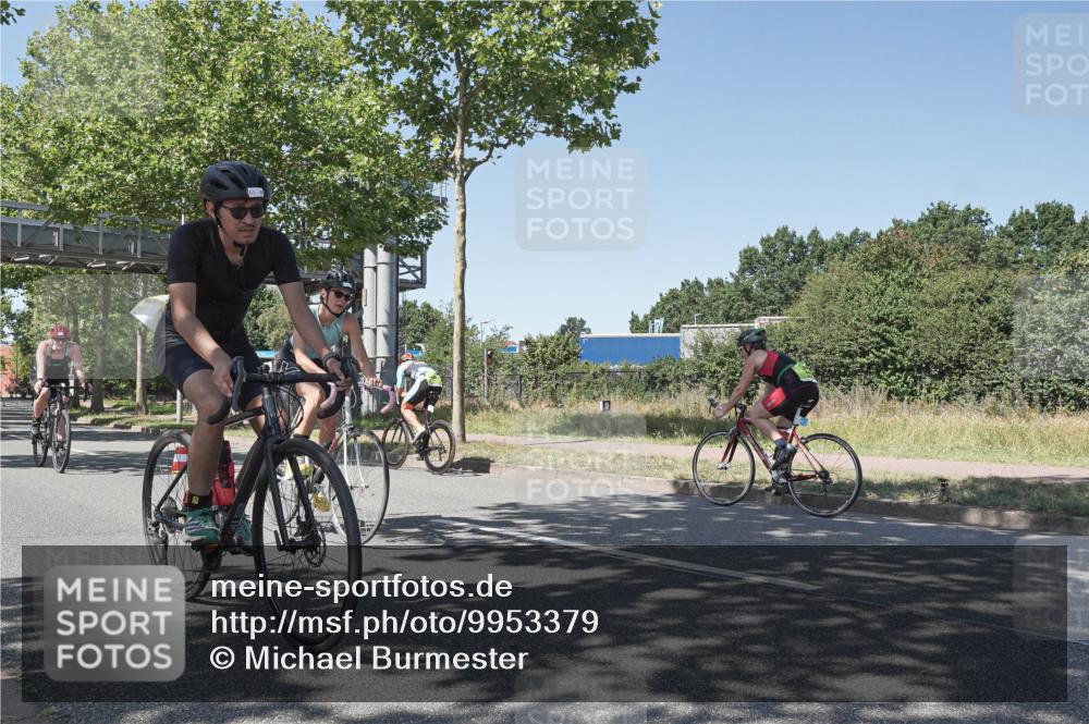 09.08.2026 - GEWOBA Citytriathlon Bremen Michael Burmester http://msf.ph/oto/9953379 09.08.2026 14:18:10 Radfahren 61, 87, 242, 288, 300, 312, 343, 362, 364, 371, 404, 453, 462, 466, 527 meine-sportfotos.de