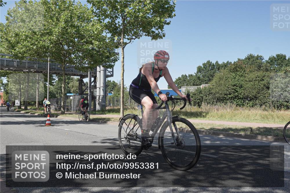 09.08.2026 - GEWOBA Citytriathlon Bremen Michael Burmester http://msf.ph/oto/9953381 09.08.2026 14:18:11 Radfahren 61, 87, 242, 288, 300, 312, 343, 364, 371, 404, 453, 462, 466, 527 meine-sportfotos.de