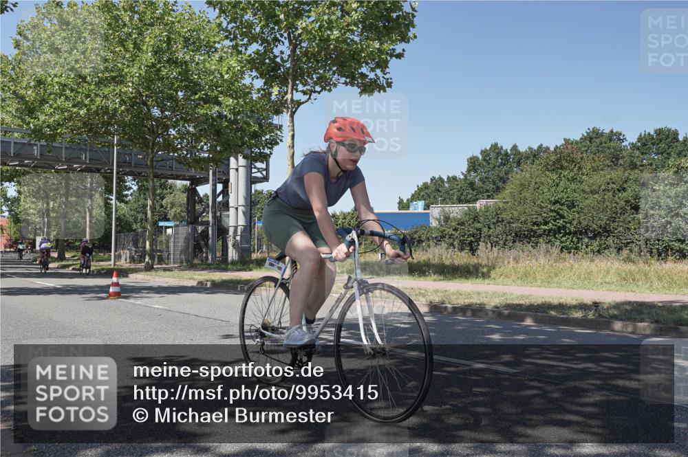 09.08.2026 - GEWOBA Citytriathlon Bremen Michael Burmester http://msf.ph/oto/9953415 09.08.2026 14:18:32 Radfahren 18, 202, 207, 213, 276, 277, 280, 307, 363, 369, 377, 448 meine-sportfotos.de