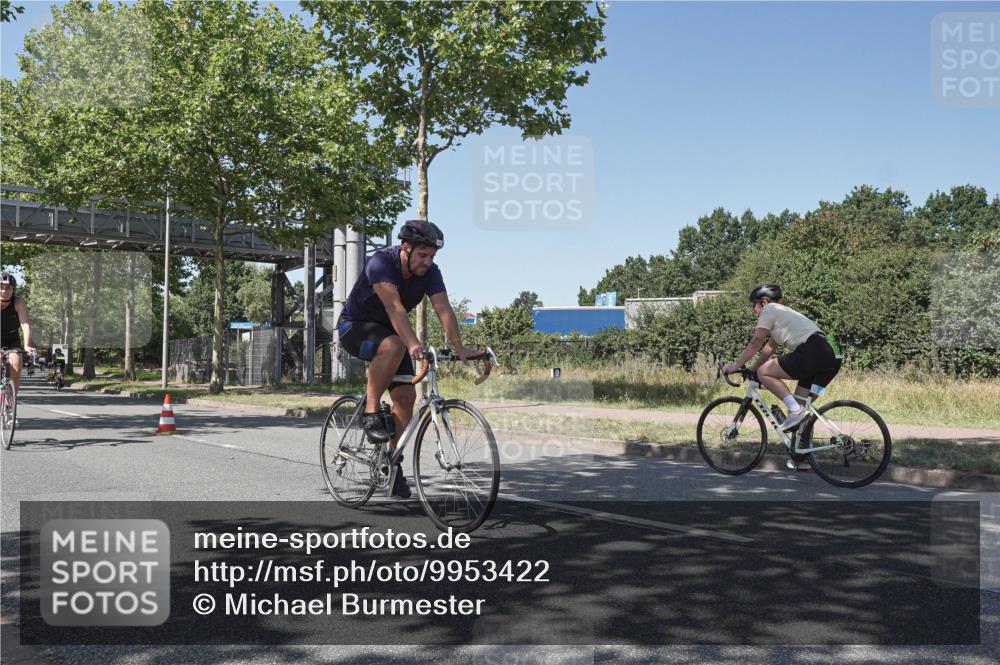 09.08.2026 - GEWOBA Citytriathlon Bremen Michael Burmester http://msf.ph/oto/9953422 09.08.2026 14:18:37 Radfahren 18, 173, 202, 221, 276, 277, 280, 297, 307, 314, 347, 352, 369, 377, 385, 448 meine-sportfotos.de
