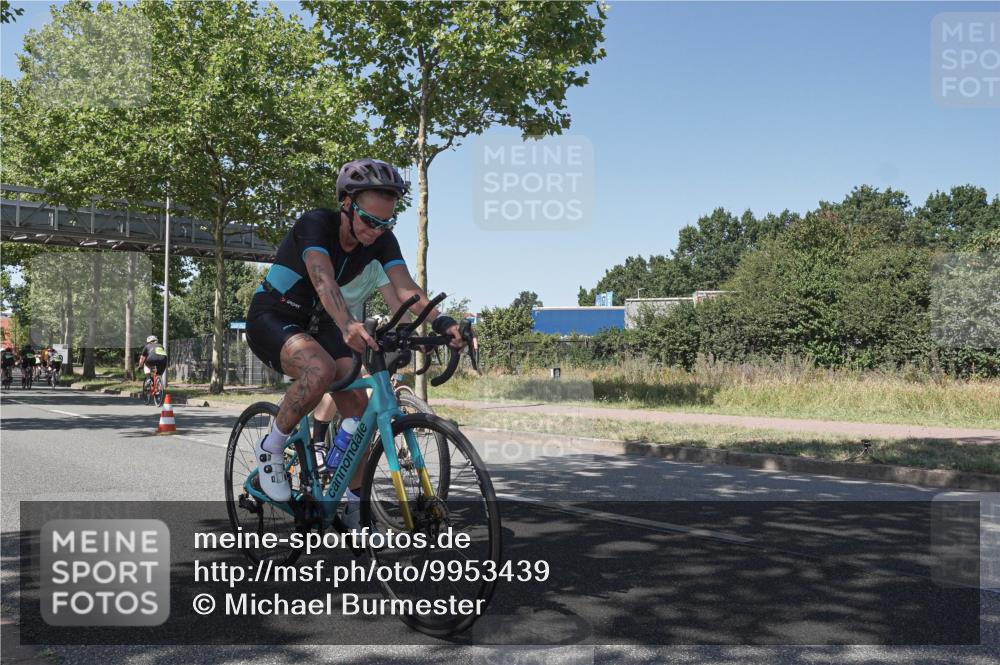 09.08.2026 - GEWOBA Citytriathlon Bremen Michael Burmester http://msf.ph/oto/9953439 09.08.2026 14:18:44 Radfahren 107, 173, 202, 210, 221, 227, 266, 277, 280, 289, 297, 314, 324, 344, 347, 352, 369, 385 meine-sportfotos.de