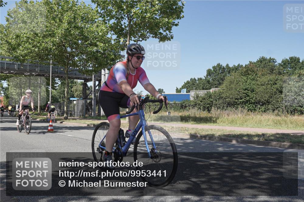 09.08.2026 - GEWOBA Citytriathlon Bremen Michael Burmester http://msf.ph/oto/9953441 09.08.2026 14:18:45 Radfahren 107, 173, 210, 221, 227, 244, 266, 277, 280, 289, 297, 314, 324, 344, 347, 352, 369, 385 meine-sportfotos.de