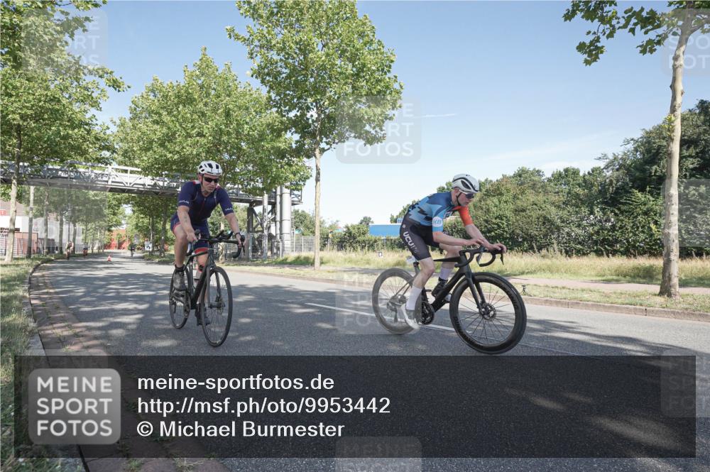 09.08.2026 - GEWOBA Citytriathlon Bremen Michael Burmester http://msf.ph/oto/9953442 09.08.2026 10:45:00 Radfahren 59, 221, 231, 338, 342, 391, 395, 519 meine-sportfotos.de