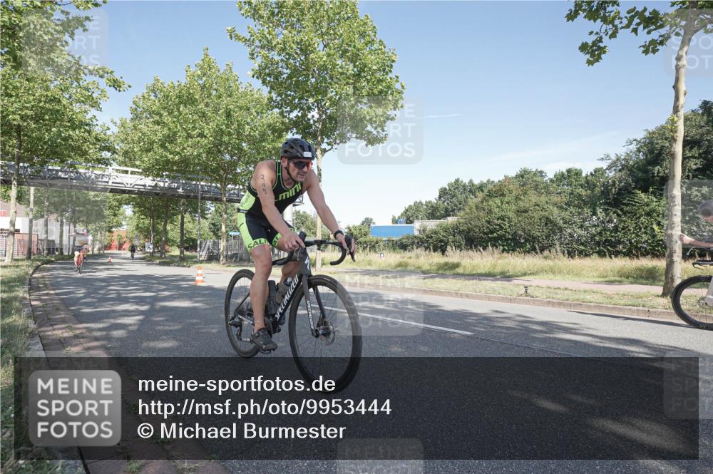 09.08.2026 - GEWOBA Citytriathlon Bremen Michael Burmester http://msf.ph/oto/9953444 09.08.2026 10:45:04 Radfahren 59, 221, 231, 338, 342, 391, 395, 519 meine-sportfotos.de