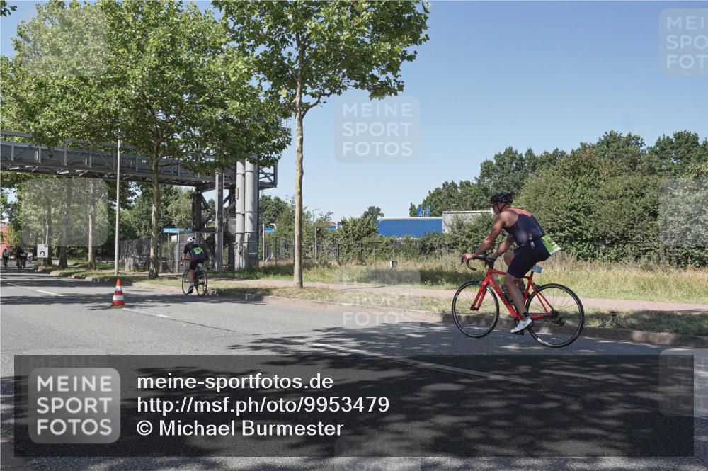 09.08.2026 - GEWOBA Citytriathlon Bremen Michael Burmester http://msf.ph/oto/9953479 09.08.2026 14:19:06 Radfahren 216, 223, 238, 253, 306, 341, 370, 373, 403, 455 meine-sportfotos.de