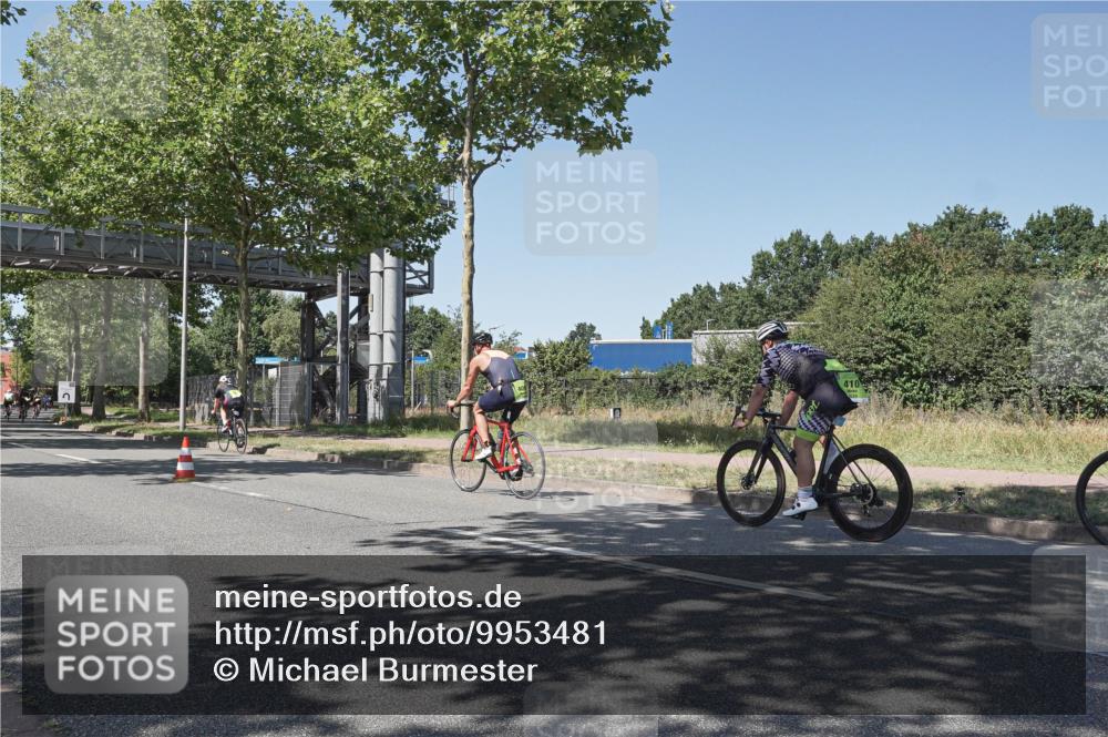 09.08.2026 - GEWOBA Citytriathlon Bremen Michael Burmester http://msf.ph/oto/9953481 09.08.2026 14:19:07 Radfahren 216, 223, 238, 253, 306, 341, 370, 373, 403 meine-sportfotos.de