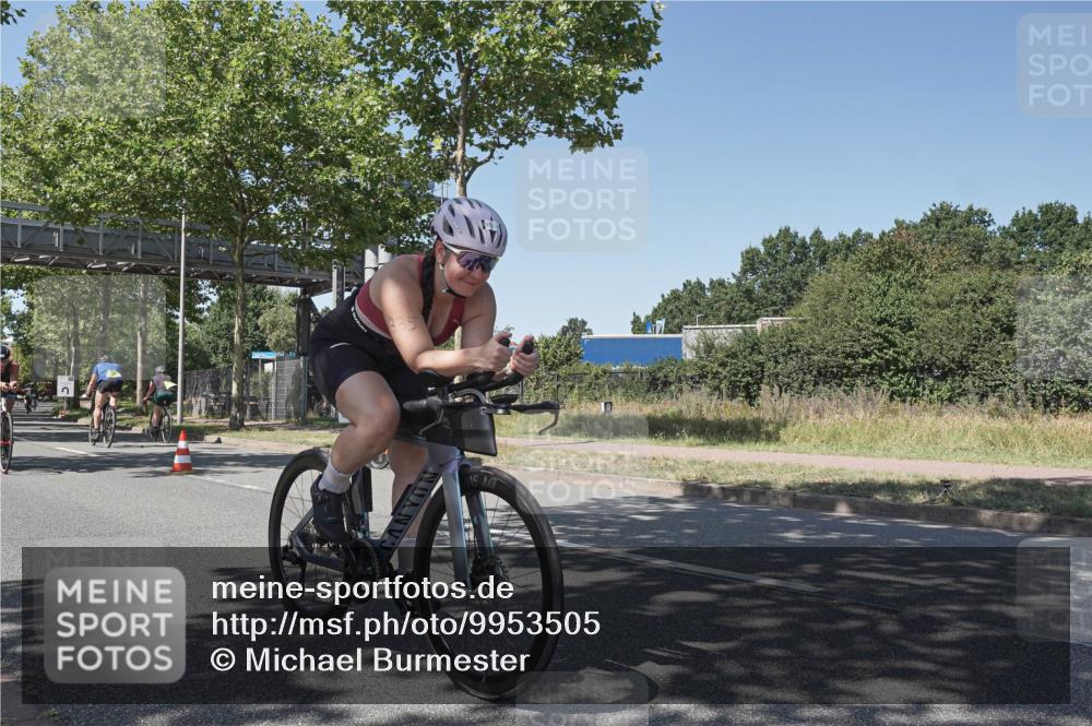 09.08.2026 - GEWOBA Citytriathlon Bremen Michael Burmester http://msf.ph/oto/9953505 09.08.2026 14:19:22 Radfahren 197, 204, 216, 230, 261, 335, 434, 487, 521, 523 meine-sportfotos.de