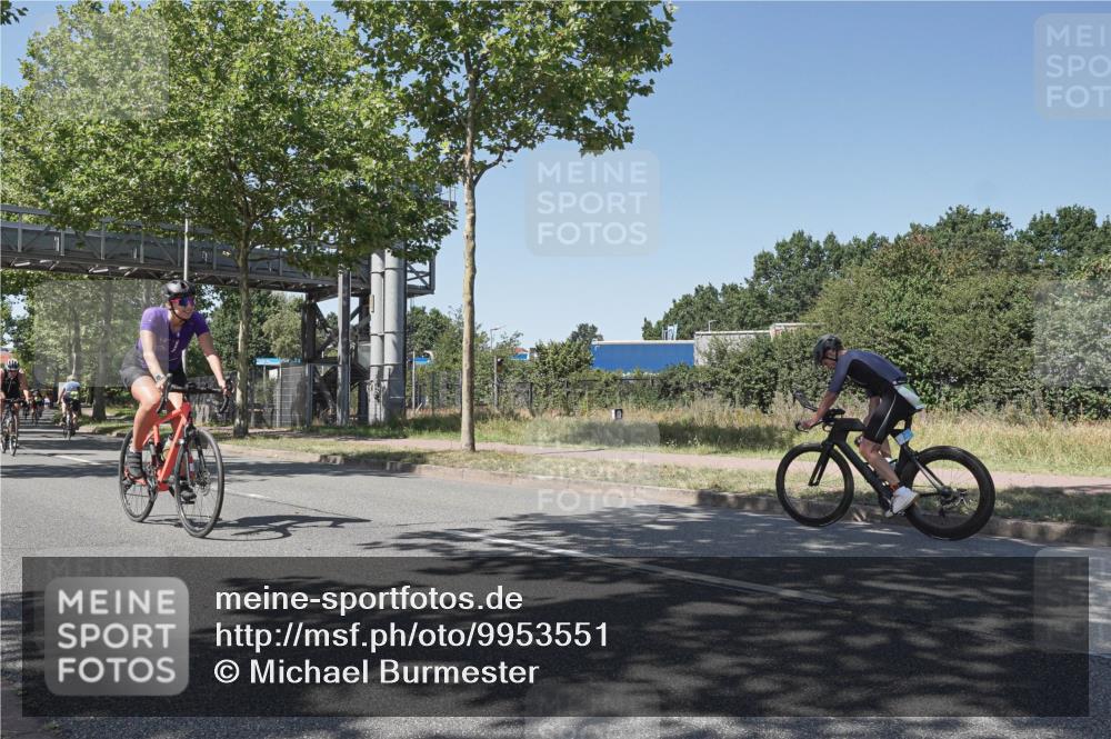 09.08.2026 - GEWOBA Citytriathlon Bremen Michael Burmester http://msf.ph/oto/9953551 09.08.2026 14:19:46 Radfahren 142, 166, 196, 206, 209, 222, 234, 239, 258, 262, 273, 319, 326, 330, 342, 400, 454, 458, 522 meine-sportfotos.de