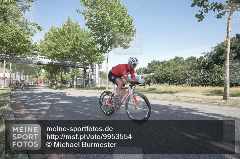09.08.2026 - GEWOBA Citytriathlon Bremen Michael Burmester http://msf.ph/oto/9953554 09.08.2026 10:46:58 Radfahren 125, 131, 249, 304, 329, 362, 368, 406 meine-sportfotos.de
