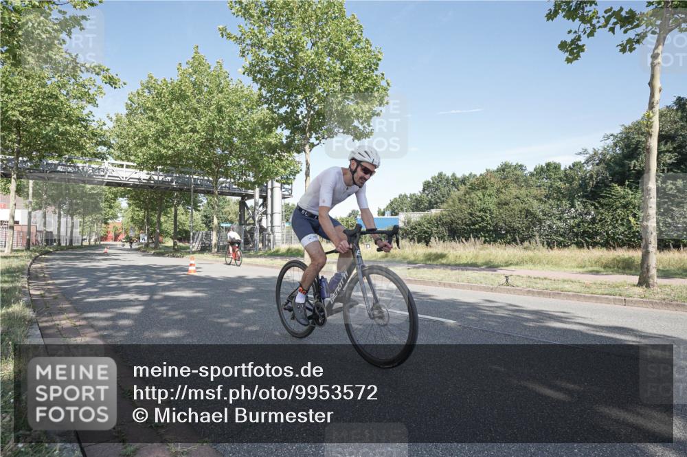 09.08.2026 - GEWOBA Citytriathlon Bremen Michael Burmester http://msf.ph/oto/9953572 09.08.2026 10:47:11 Radfahren 103, 125, 249, 304, 359, 362, 382, 392 meine-sportfotos.de