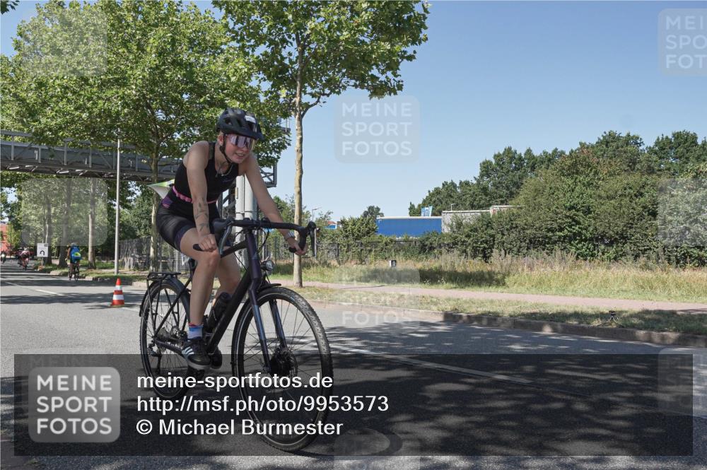 09.08.2026 - GEWOBA Citytriathlon Bremen Michael Burmester http://msf.ph/oto/9953573 09.08.2026 14:19:57 Radfahren 196, 209, 222, 224, 237, 239, 249, 258, 310, 340, 400, 410, 458, 522 meine-sportfotos.de