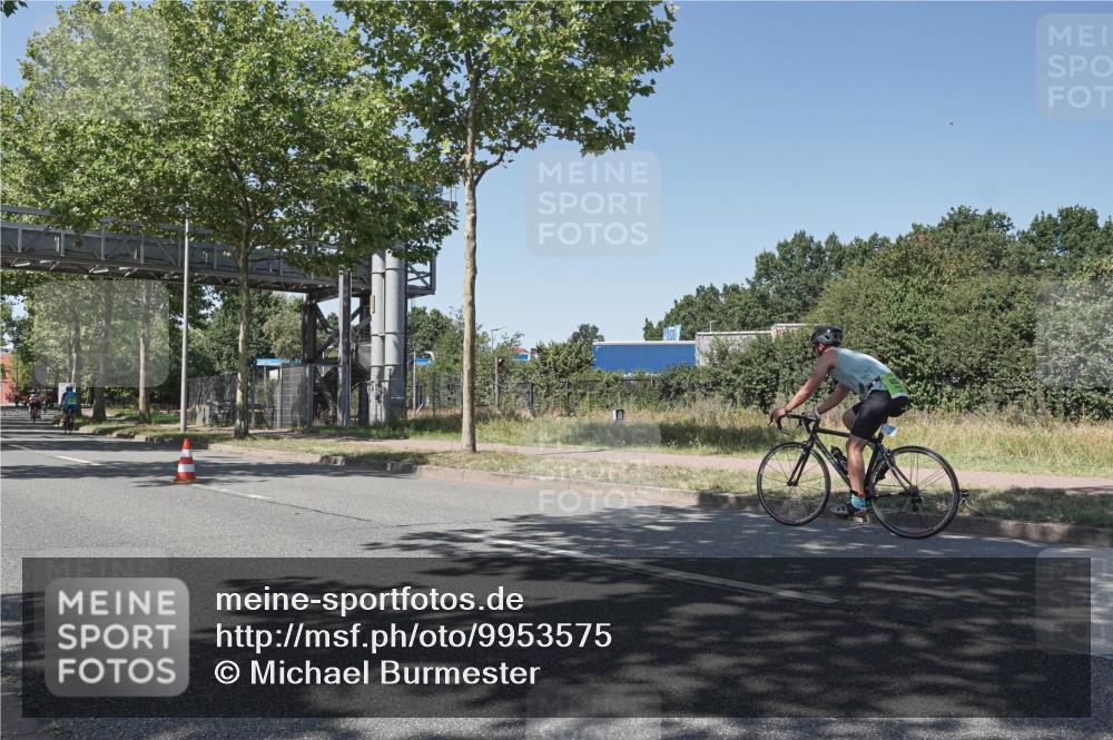 09.08.2026 - GEWOBA Citytriathlon Bremen Michael Burmester http://msf.ph/oto/9953575 09.08.2026 14:19:57 Radfahren 196, 209, 222, 224, 237, 239, 249, 258, 310, 340, 400, 410, 458, 522 meine-sportfotos.de