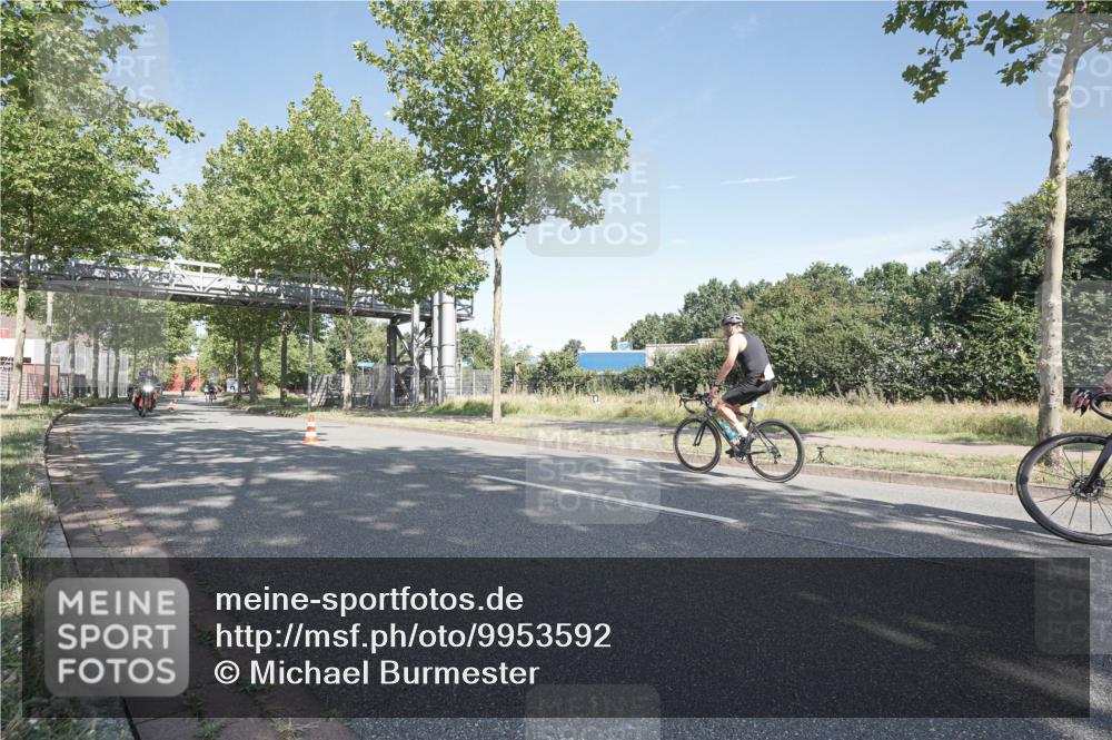 09.08.2026 - GEWOBA Citytriathlon Bremen Michael Burmester http://msf.ph/oto/9953592 09.08.2026 10:47:38 Radfahren 295, 298, 479, 516 meine-sportfotos.de