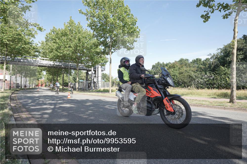 09.08.2026 - GEWOBA Citytriathlon Bremen Michael Burmester http://msf.ph/oto/9953595 09.08.2026 10:47:40 Radfahren 295, 298, 437, 479, 516 meine-sportfotos.de
