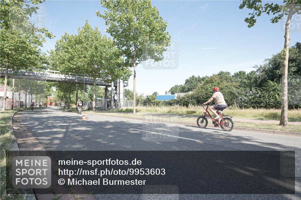 09.08.2026 - GEWOBA Citytriathlon Bremen Michael Burmester http://msf.ph/oto/9953603 09.08.2026 10:47:49 Radfahren 295, 363, 396, 437, 479 meine-sportfotos.de