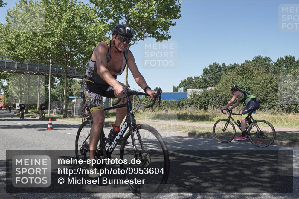 09.08.2026 - GEWOBA Citytriathlon Bremen Michael Burmester http://msf.ph/oto/9953604 09.08.2026 14:20:16 Radfahren 199, 237, 313, 368, 398, 417, 431, 456, 482, 532 meine-sportfotos.de