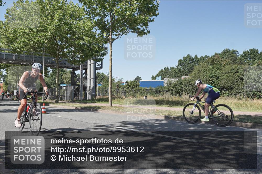 09.08.2026 - GEWOBA Citytriathlon Bremen Michael Burmester http://msf.ph/oto/9953612 09.08.2026 14:20:23 Radfahren 199, 233, 250, 313, 368, 384, 398, 417, 450, 456, 482, 532 meine-sportfotos.de