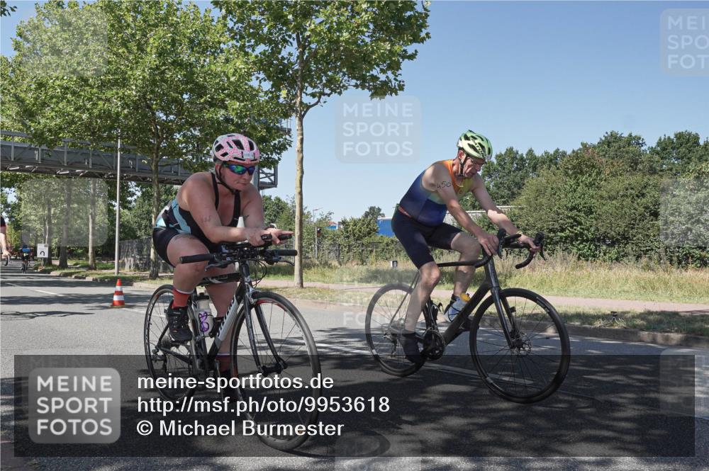 09.08.2026 - GEWOBA Citytriathlon Bremen Michael Burmester http://msf.ph/oto/9953618 09.08.2026 14:20:29 Radfahren 233, 250, 282, 338, 384, 398, 450, 456, 482, 532 meine-sportfotos.de