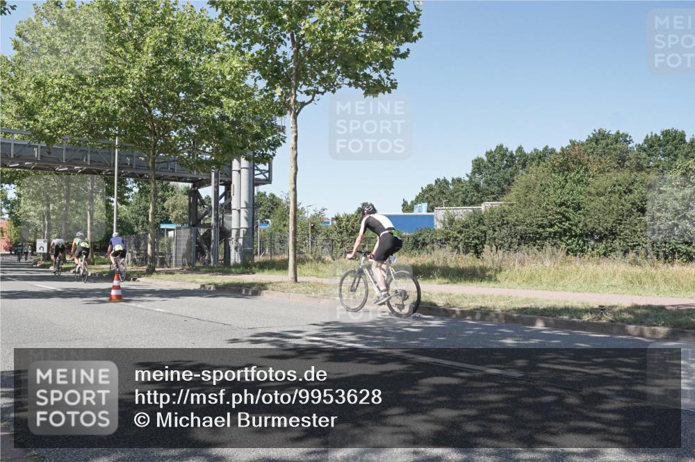 09.08.2026 - GEWOBA Citytriathlon Bremen Michael Burmester http://msf.ph/oto/9953628 09.08.2026 14:20:32 Radfahren 233, 250, 282, 338, 384, 398, 438, 450, 482, 532 meine-sportfotos.de
