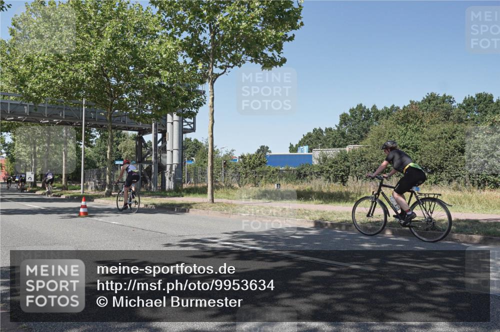 09.08.2026 - GEWOBA Citytriathlon Bremen Michael Burmester http://msf.ph/oto/9953634 09.08.2026 14:20:36 Radfahren 233, 250, 264, 282, 338, 384, 438, 450, 482 meine-sportfotos.de
