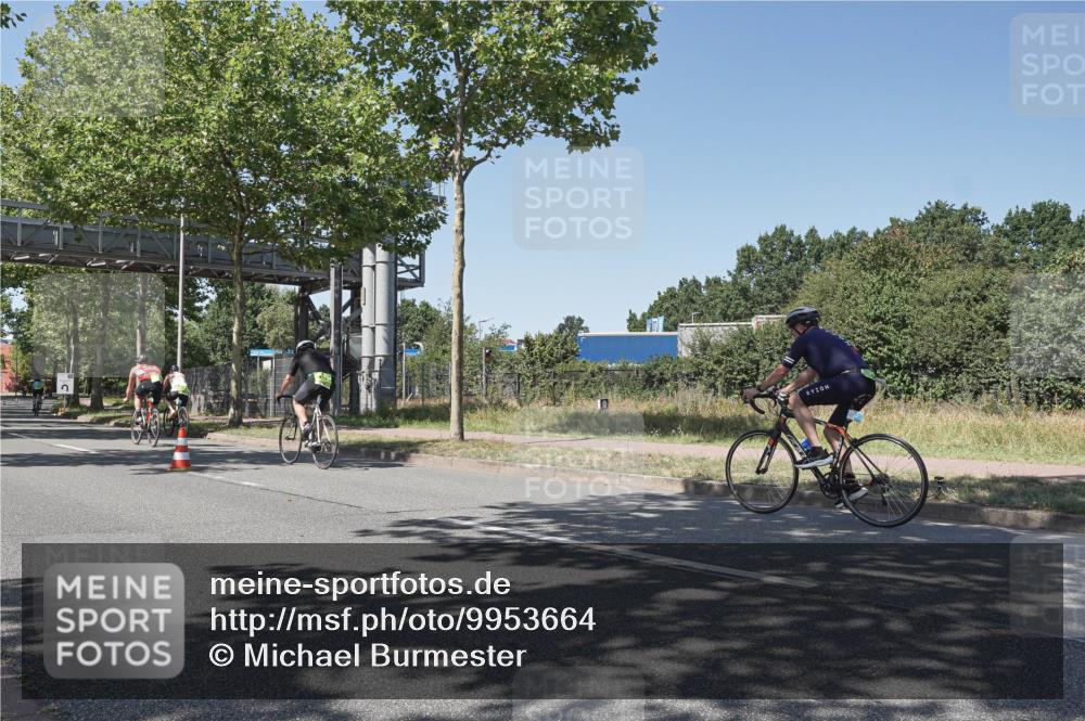 09.08.2026 - GEWOBA Citytriathlon Bremen Michael Burmester http://msf.ph/oto/9953664 09.08.2026 14:20:59 Radfahren 30, 198, 214, 252, 255, 268, 390, 409, 479, 508, 515 meine-sportfotos.de