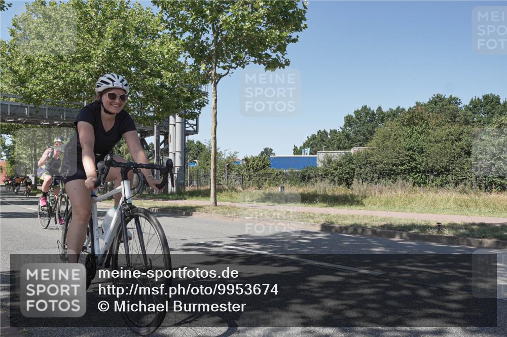 09.08.2026 - GEWOBA Citytriathlon Bremen Michael Burmester http://msf.ph/oto/9953674 09.08.2026 14:21:05 Radfahren 30, 214, 231, 252, 255, 268, 409, 479, 508, 515 meine-sportfotos.de
