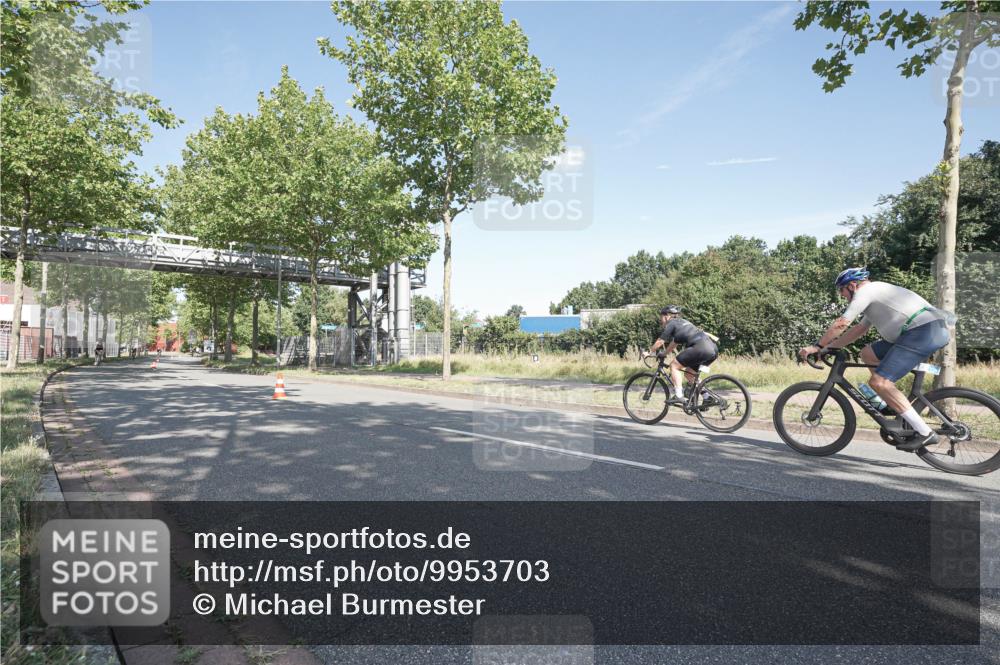 09.08.2026 - GEWOBA Citytriathlon Bremen Michael Burmester http://msf.ph/oto/9953703 09.08.2026 10:49:52 Radfahren 317, 410 meine-sportfotos.de