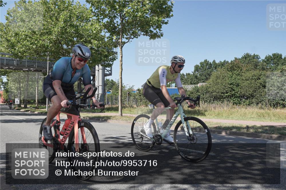 09.08.2026 - GEWOBA Citytriathlon Bremen Michael Burmester http://msf.ph/oto/9953716 09.08.2026 14:21:34 Radfahren 138, 194, 195, 201, 299, 393, 421, 422, 428, 493, 525 meine-sportfotos.de