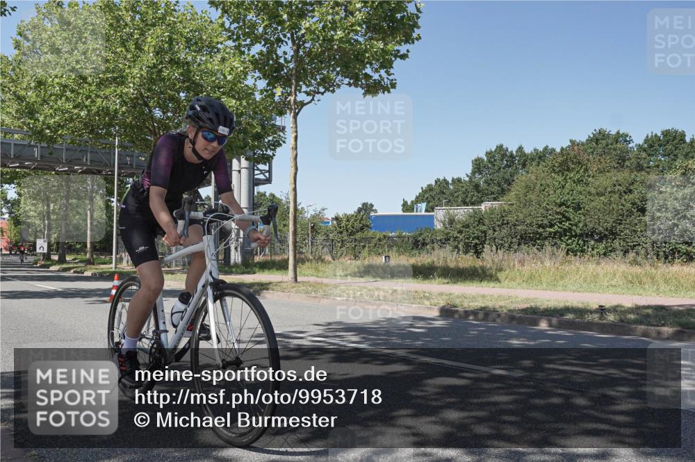 09.08.2026 - GEWOBA Citytriathlon Bremen Michael Burmester http://msf.ph/oto/9953718 09.08.2026 14:21:35 Radfahren 138, 194, 195, 201, 299, 393, 421, 428, 493, 525 meine-sportfotos.de