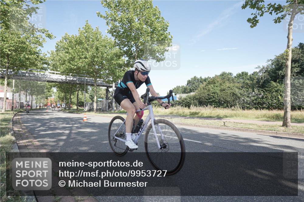 09.08.2026 - GEWOBA Citytriathlon Bremen Michael Burmester http://msf.ph/oto/9953727 09.08.2026 10:50:04 Radfahren 129, 189, 334, 410, 458, 489 meine-sportfotos.de