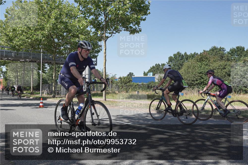 09.08.2026 - GEWOBA Citytriathlon Bremen Michael Burmester http://msf.ph/oto/9953732 09.08.2026 14:21:47 Radfahren 23, 195, 201, 358, 393, 423, 437, 442, 449 meine-sportfotos.de