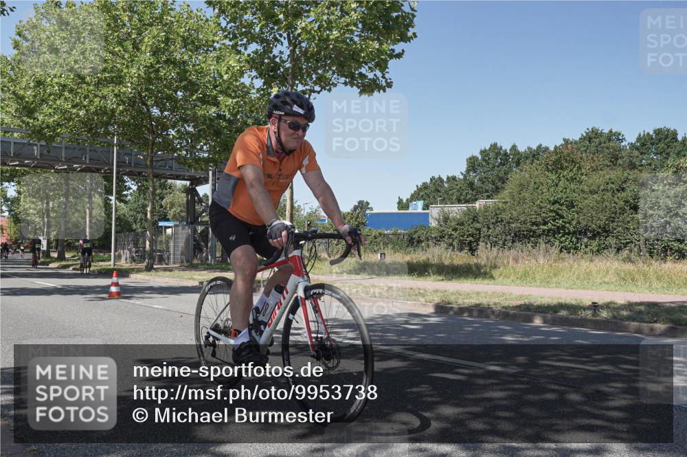 09.08.2026 - GEWOBA Citytriathlon Bremen Michael Burmester http://msf.ph/oto/9953738 09.08.2026 14:21:50 Radfahren 23, 195, 358, 393, 423, 437, 442, 449 meine-sportfotos.de