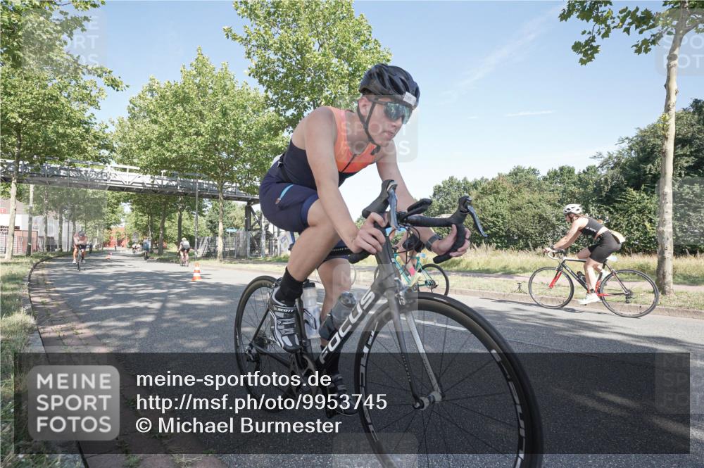 09.08.2026 - GEWOBA Citytriathlon Bremen Michael Burmester http://msf.ph/oto/9953745 09.08.2026 10:50:14 Radfahren 27, 39, 129, 189, 215, 288, 334, 385, 419, 457, 458, 489 meine-sportfotos.de