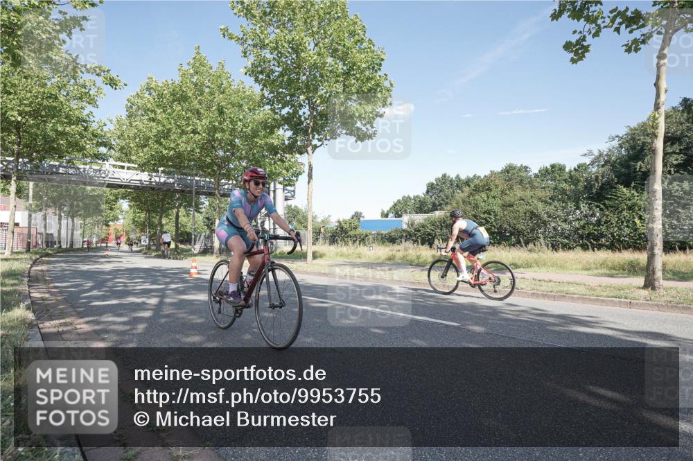 09.08.2026 - GEWOBA Citytriathlon Bremen Michael Burmester http://msf.ph/oto/9953755 09.08.2026 10:50:20 Radfahren 27, 39, 63, 129, 189, 215, 288, 350, 385, 419, 457 meine-sportfotos.de