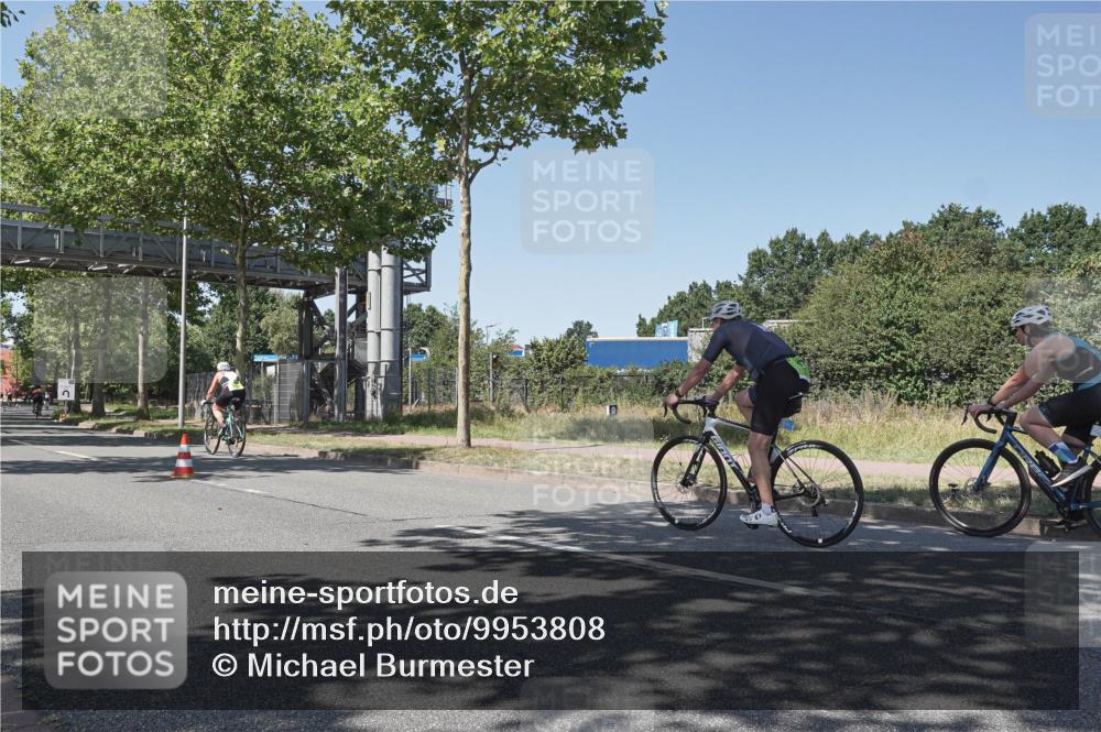 09.08.2026 - GEWOBA Citytriathlon Bremen Michael Burmester http://msf.ph/oto/9953808 09.08.2026 14:22:46 Radfahren 259, 275, 298, 381, 394, 411, 452 meine-sportfotos.de