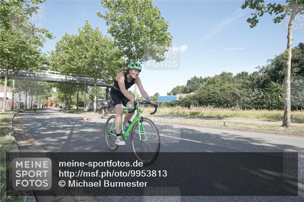 09.08.2026 - GEWOBA Citytriathlon Bremen Michael Burmester http://msf.ph/oto/9953813 09.08.2026 10:51:02 Radfahren 137, 167, 173, 311, 330, 344, 370, 452, 453, 493, 503 meine-sportfotos.de