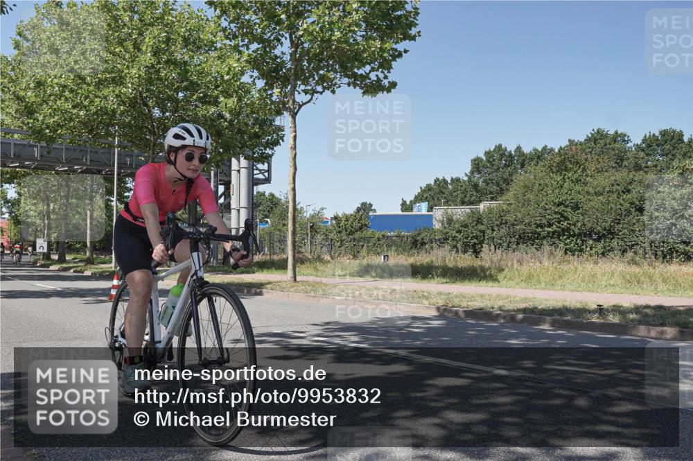 09.08.2026 - GEWOBA Citytriathlon Bremen Michael Burmester http://msf.ph/oto/9953832 09.08.2026 14:22:59 Radfahren 188, 245, 259, 267, 372, 415, 419, 480, 486 meine-sportfotos.de