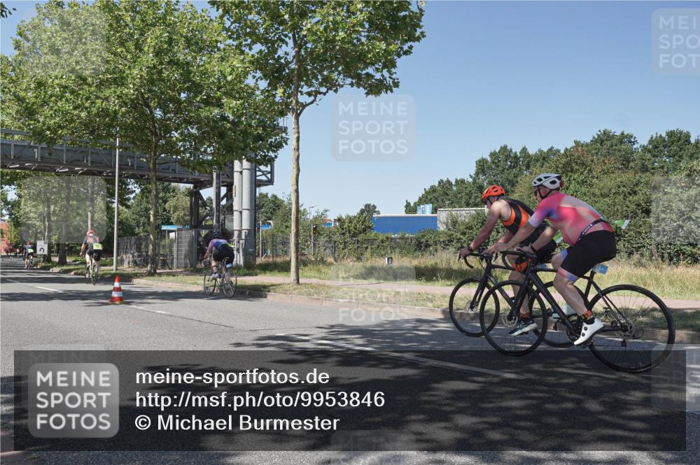 09.08.2026 - GEWOBA Citytriathlon Bremen Michael Burmester http://msf.ph/oto/9953846 09.08.2026 14:23:08 Radfahren 245, 267, 372, 415, 419, 480, 486 meine-sportfotos.de