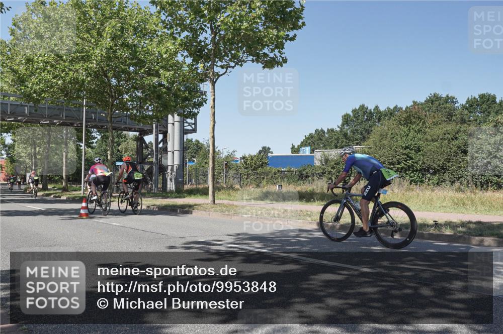 09.08.2026 - GEWOBA Citytriathlon Bremen Michael Burmester http://msf.ph/oto/9953848 09.08.2026 14:23:10 Radfahren 31, 245, 267, 415, 419, 480 meine-sportfotos.de
